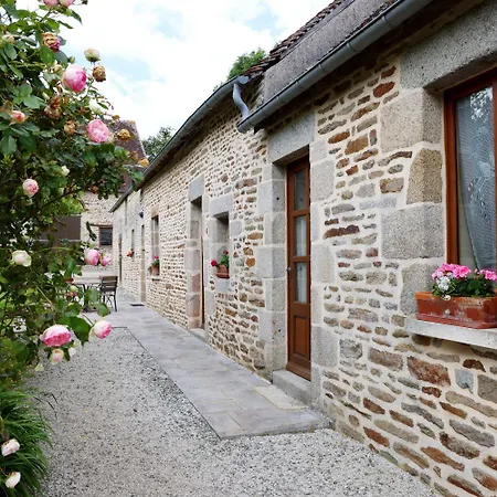 D'hote Courtoux Guest house *