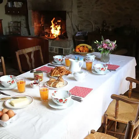 Gasthuis D'hote Courtoux Saint-Denis-sur-Sarthon